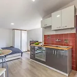 Tamara * メドゥリン